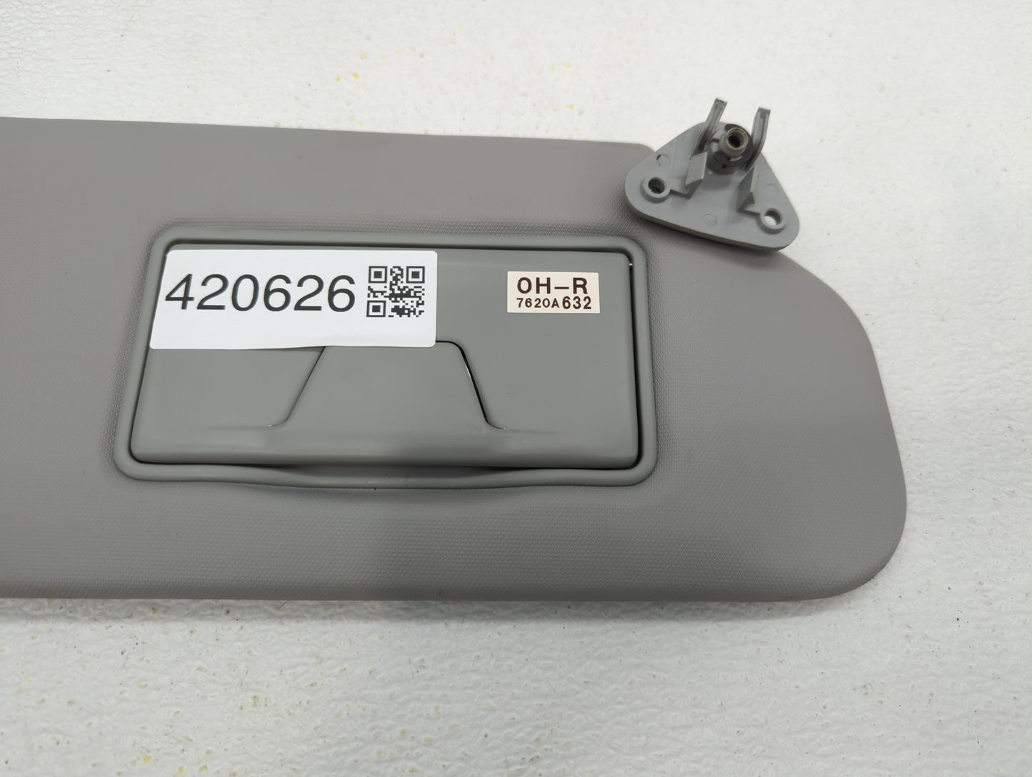 2021 Mitsubishi Outlander Sport Sun Visor Shade Replacement Passenger Right Mirror Fits OEM Used Auto Parts - Oemusedautopar