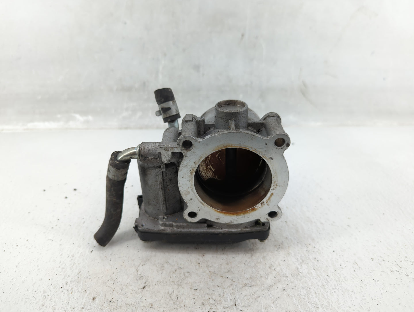 2013-2017 Mitsubishi Outlander Sport Throttle Body P/N:57021 Fits Fits 2013 2014 2015 2016 2017 OEM Used Auto Parts - Oemuse