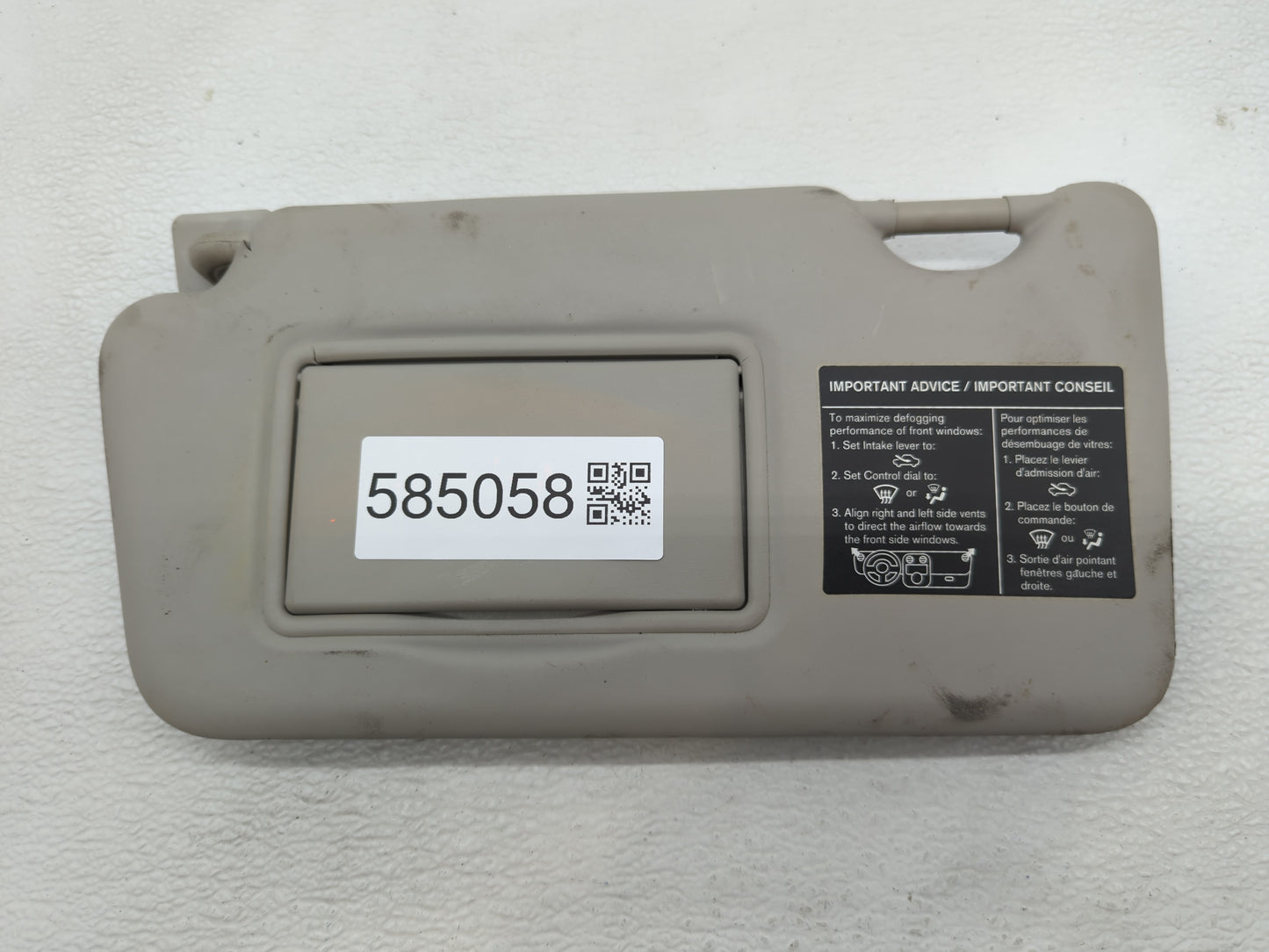 2021 Mitsubishi Outlander Sport Sun Visor Shade Replacement Passenger Right Mirror Fits OEM Used Auto Parts - Oemusedautopar