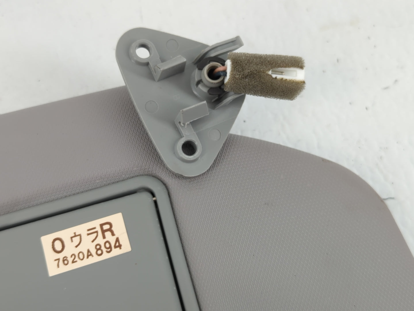 2021 Mitsubishi Outlander Sport Sun Visor Shade Replacement Passenger Right Mirror Fits OEM Used Auto Parts - Oemusedautopar