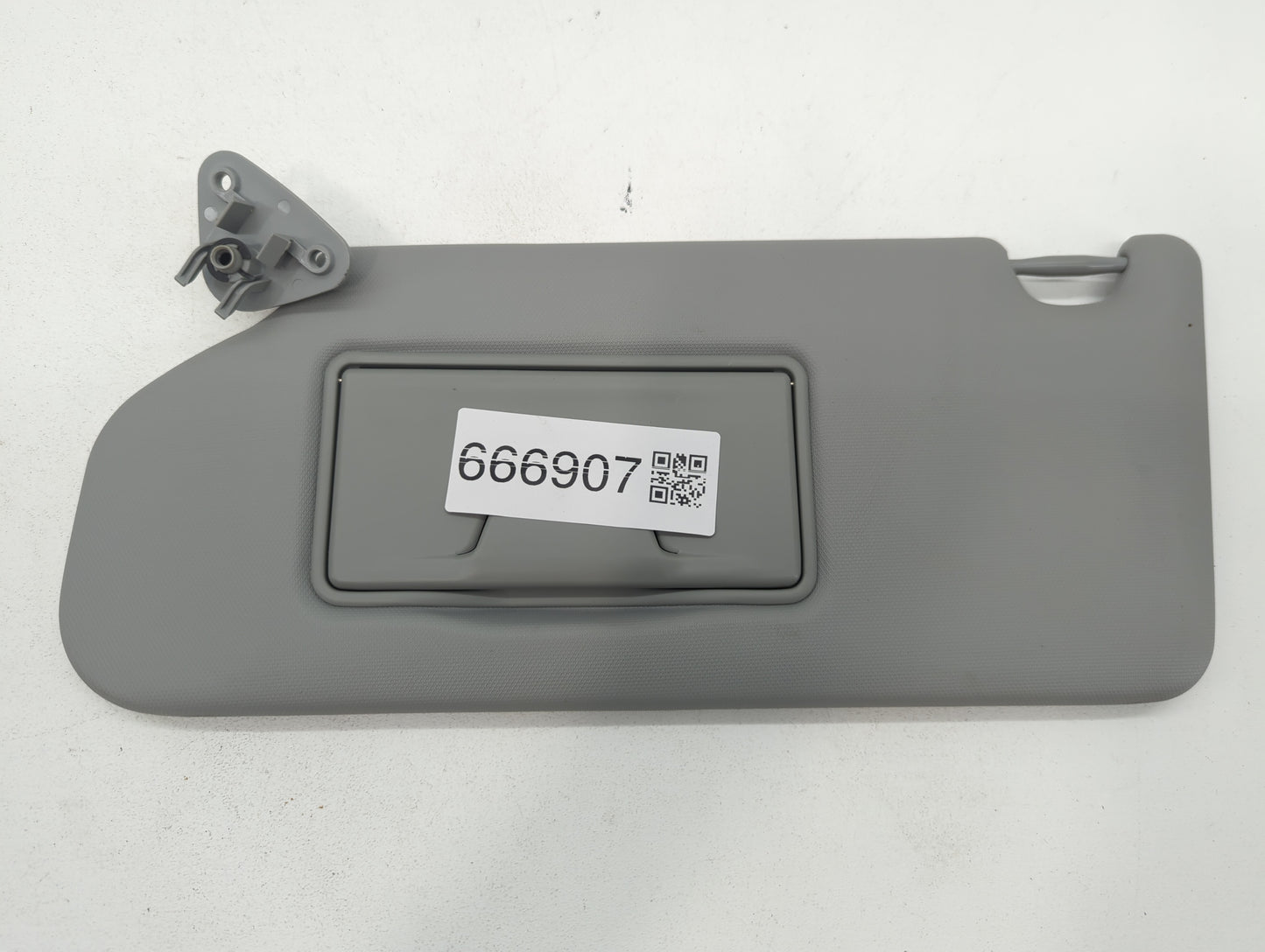 2021 Mitsubishi Outlander Sport Sun Visor Shade Replacement Driver Left Mirror Fits OEM Used Auto Parts - Oemusedautoparts1.