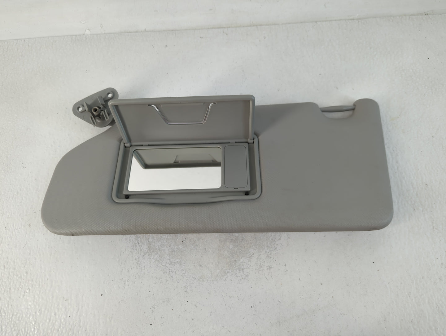 2021 Mitsubishi Outlander Sport Sun Visor Shade Replacement Driver Left Mirror Fits OEM Used Auto Parts - Oemusedautoparts1.
