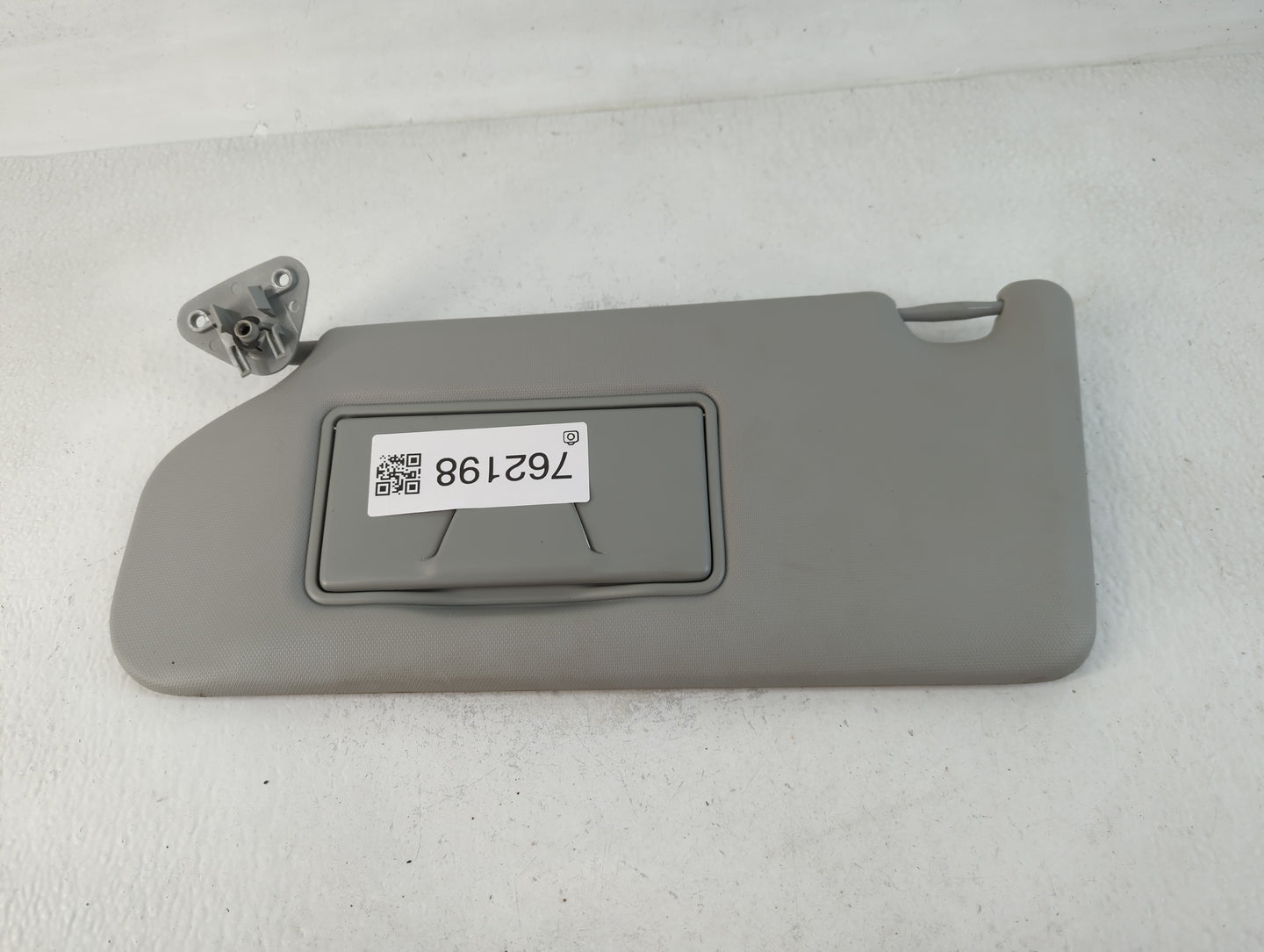 2021 Mitsubishi Outlander Sport Sun Visor Shade Replacement Driver Left Mirror Fits OEM Used Auto Parts - Oemusedautoparts1.