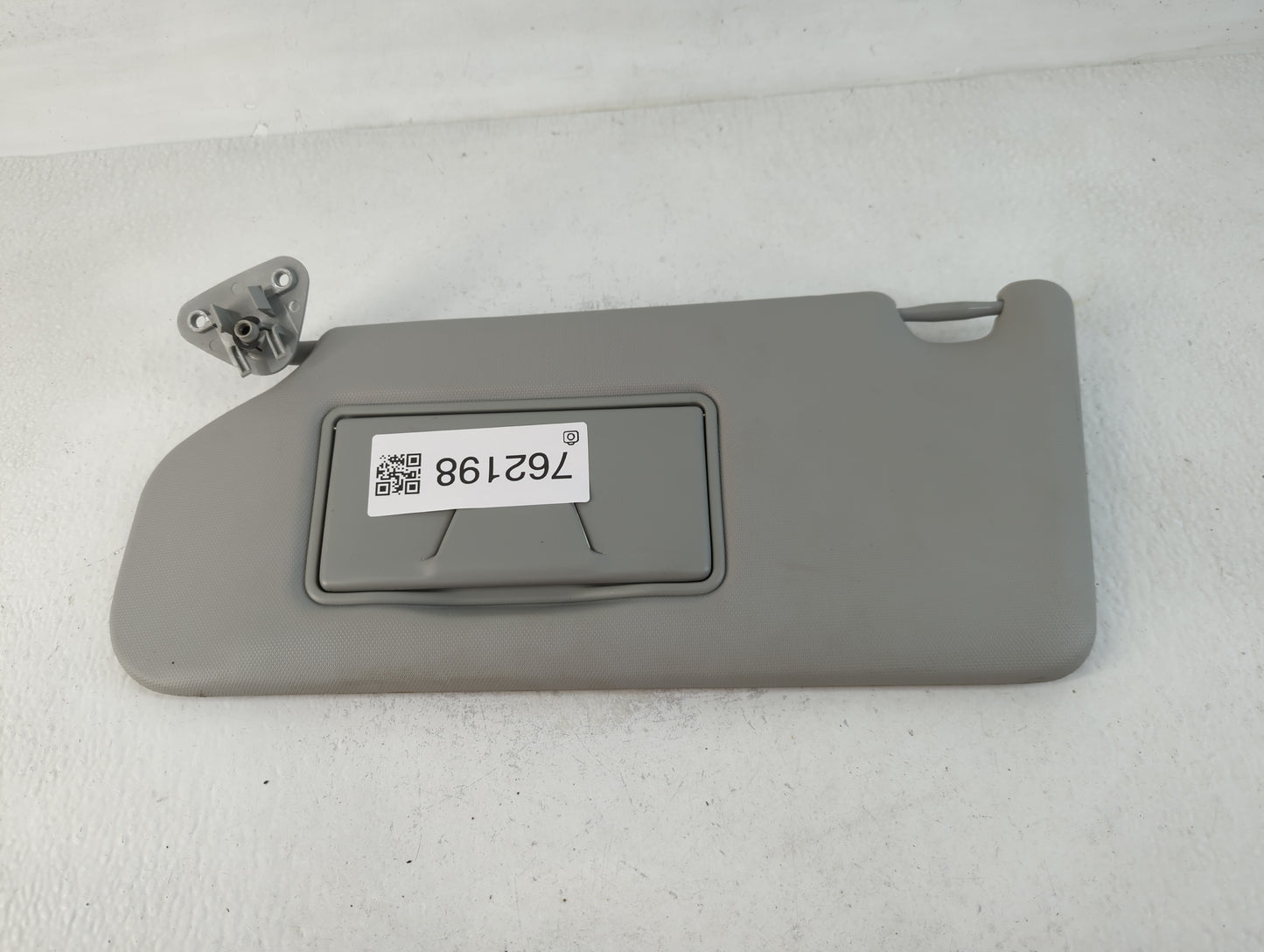 2021 Mitsubishi Outlander Sport Sun Visor Shade Replacement Driver Left Mirror Fits OEM Used Auto Parts - Oemusedautoparts1.