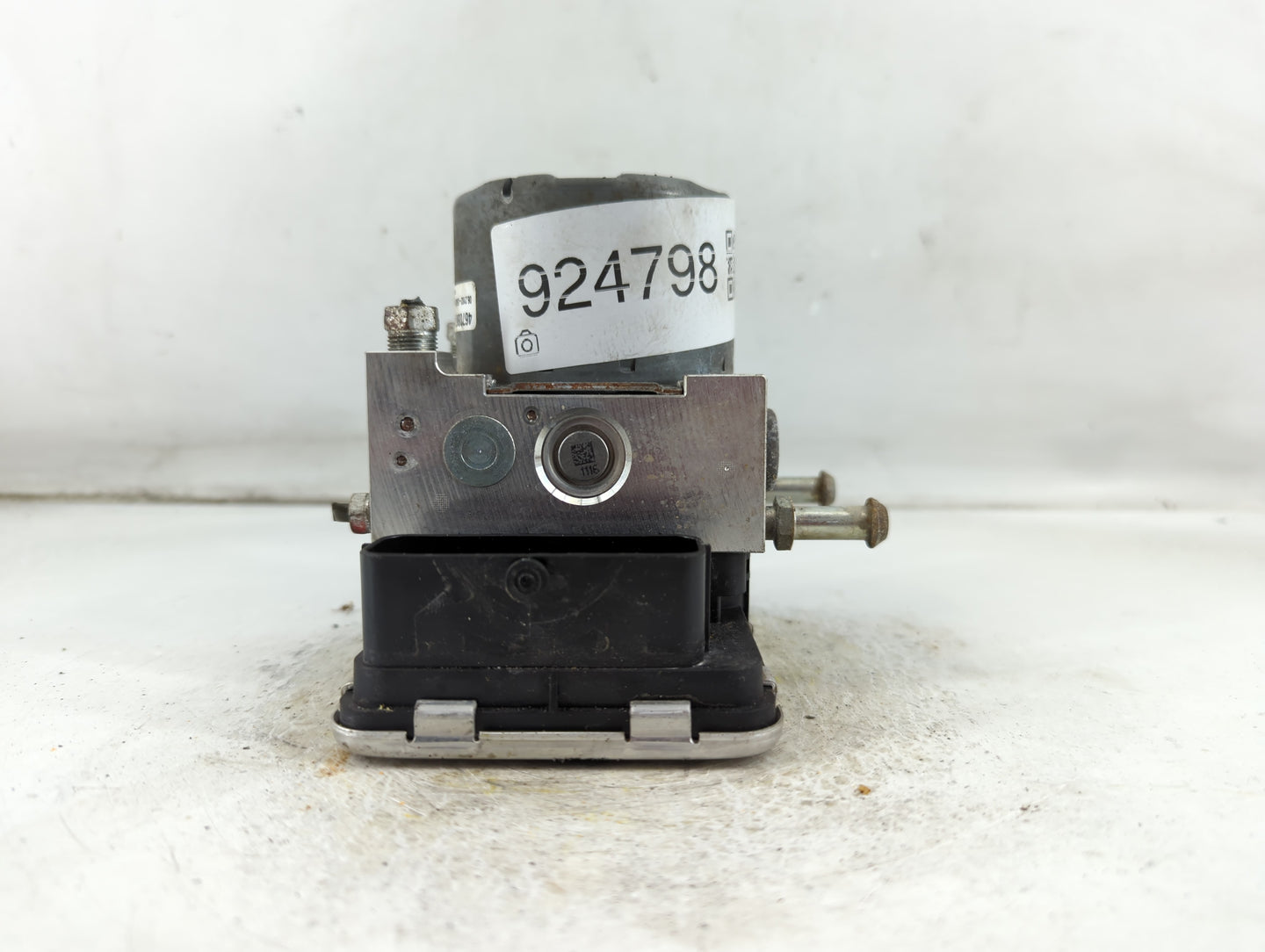 2021 Mitsubishi Outlander Sport ABS Pump Control Module Replacement P/N:4670B674 Fits OEM Used Auto Parts - Oemusedautoparts