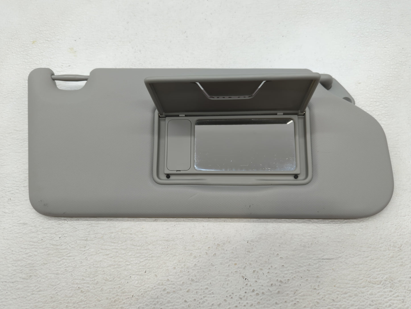 2021 Mitsubishi Rvr Sun Visor Shade Replacement Passenger Right Mirror Fits OEM Used Auto Parts - Oemusedautoparts1.com