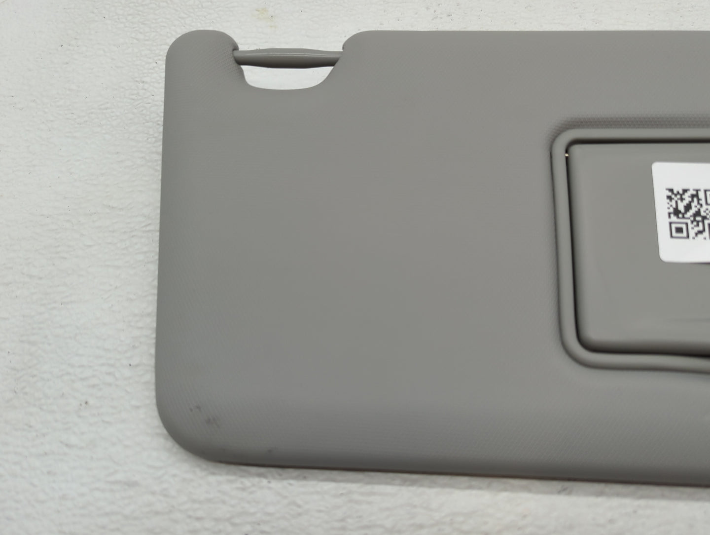 2021 Mitsubishi Rvr Sun Visor Shade Replacement Passenger Right Mirror Fits OEM Used Auto Parts - Oemusedautoparts1.com