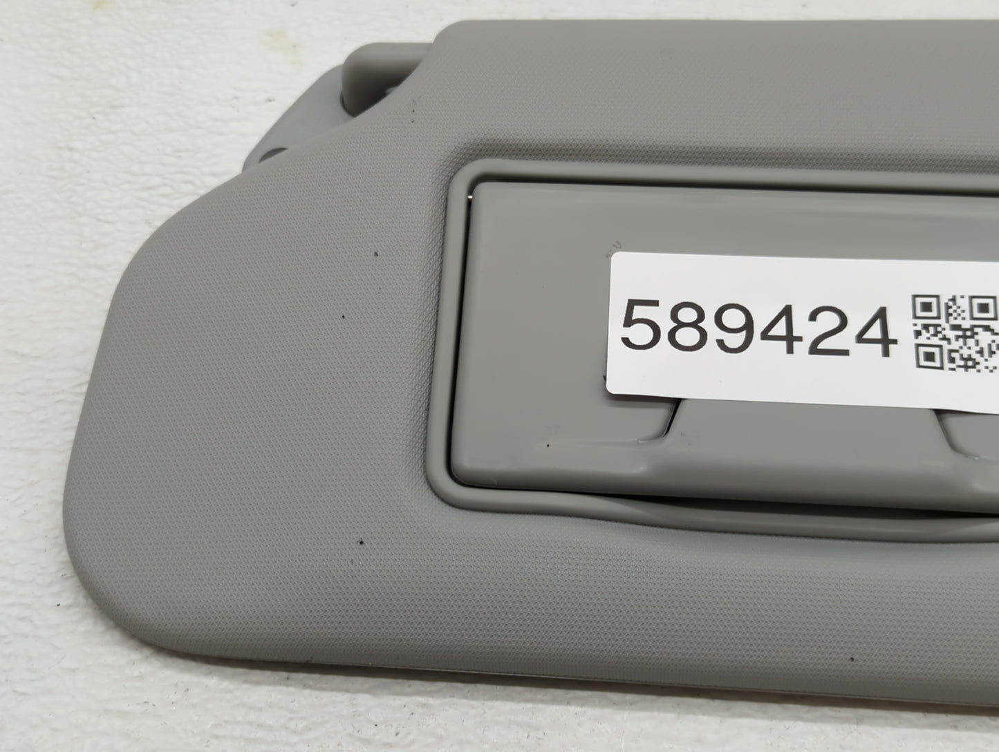 2021 Mitsubishi Rvr Sun Visor Shade Replacement Driver Left Mirror Fits OEM Used Auto Parts - Oemusedautoparts1.com