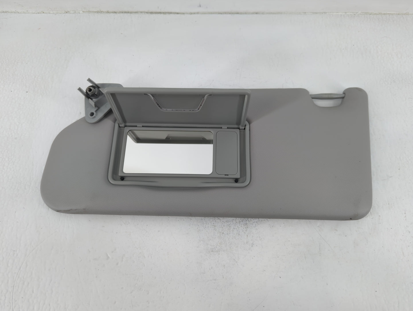 2021 Mitsubishi Rvr Sun Visor Shade Replacement Driver Left Mirror Fits OEM Used Auto Parts - Oemusedautoparts1.com
