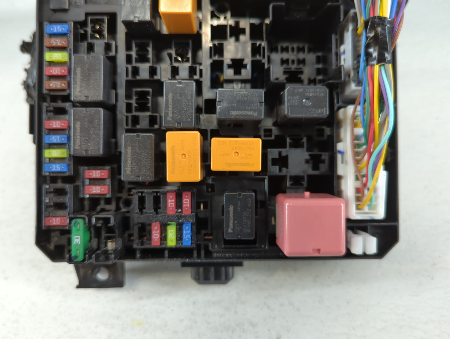 2021 Mitsubishi Rvr Fusebox Fuse Box Panel Relay Module P/N:8565A513 Fits OEM Used Auto Parts - Oemusedautoparts1.com