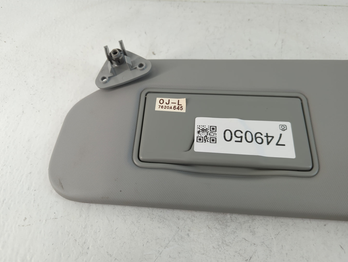 2021 Mitsubishi Rvr Sun Visor Shade Replacement Driver Left Mirror Fits OEM Used Auto Parts - Oemusedautoparts1.com