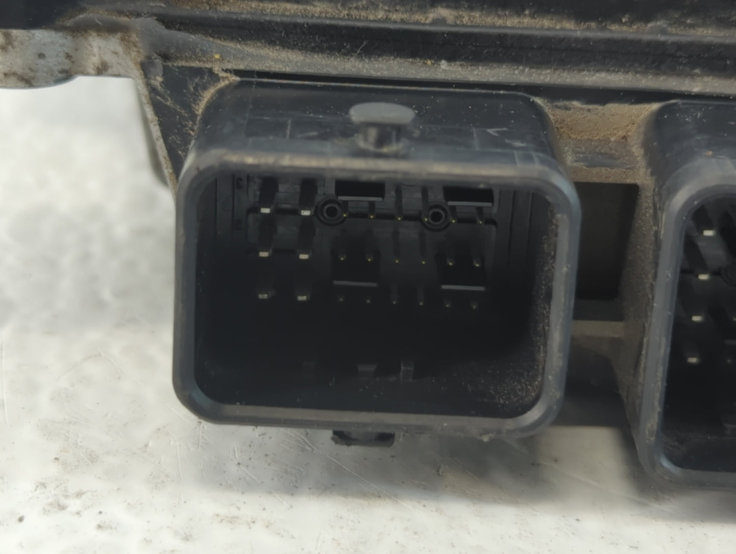 2021-2022 Nissan Altima PCM Engine Control Computer ECU ECM PCU OEM P/N:NEC040-670 Fits Fits 2021 2022 OEM Used Auto Parts -