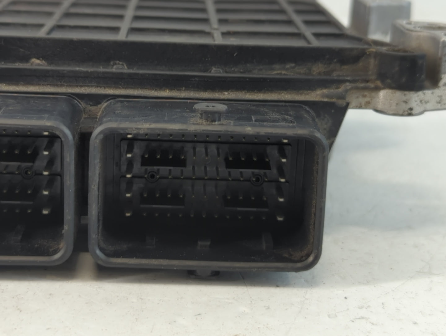 2021-2022 Nissan Altima PCM Engine Control Computer ECU ECM PCU OEM P/N:NEC040-670 Fits Fits 2021 2022 OEM Used Auto Parts -