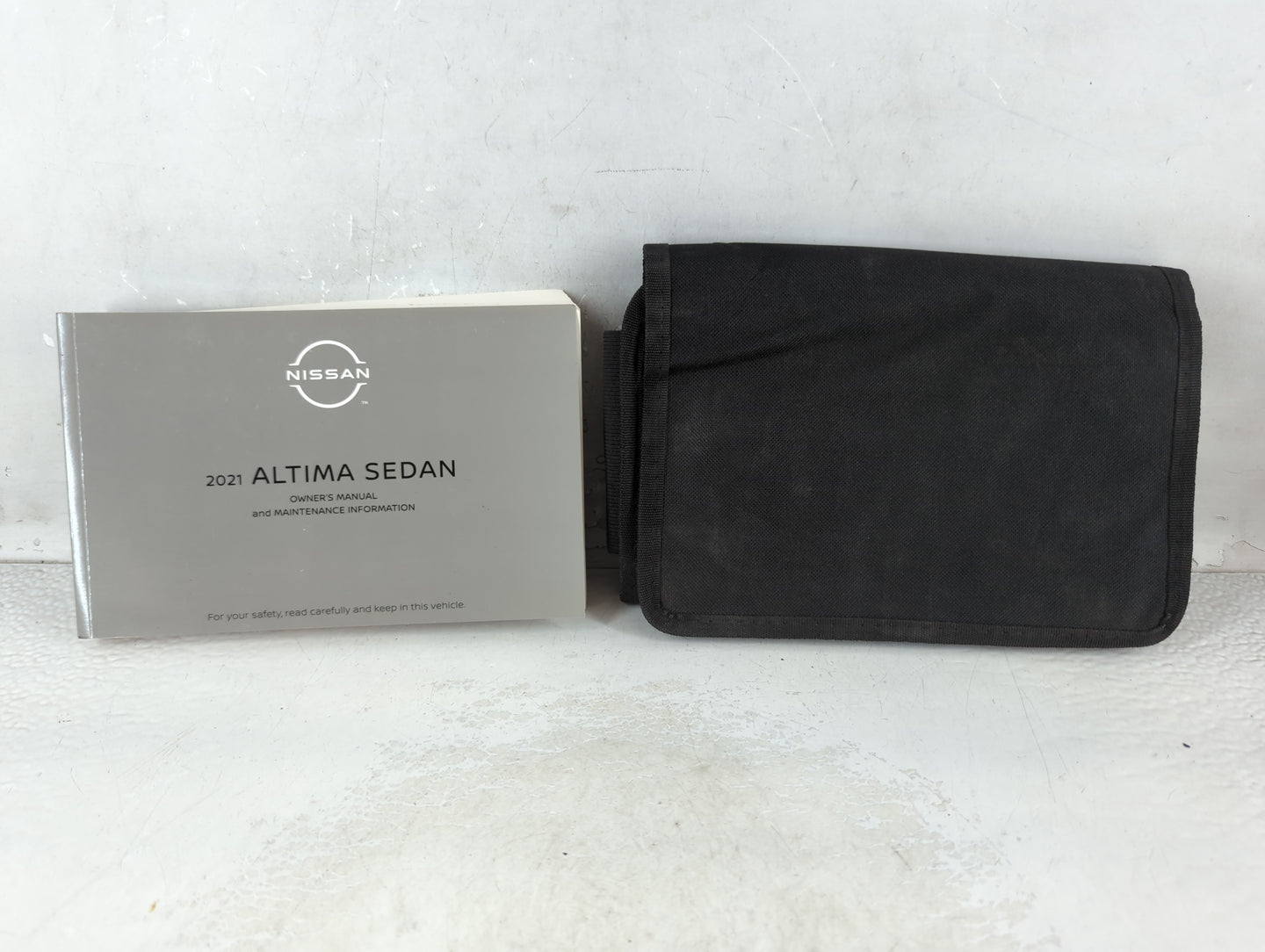 2021 Nissan Altima Owners Manual Book Guide P/N:OM21EA 0L34U1 OEM Used Auto Parts - Oemusedautoparts1.com