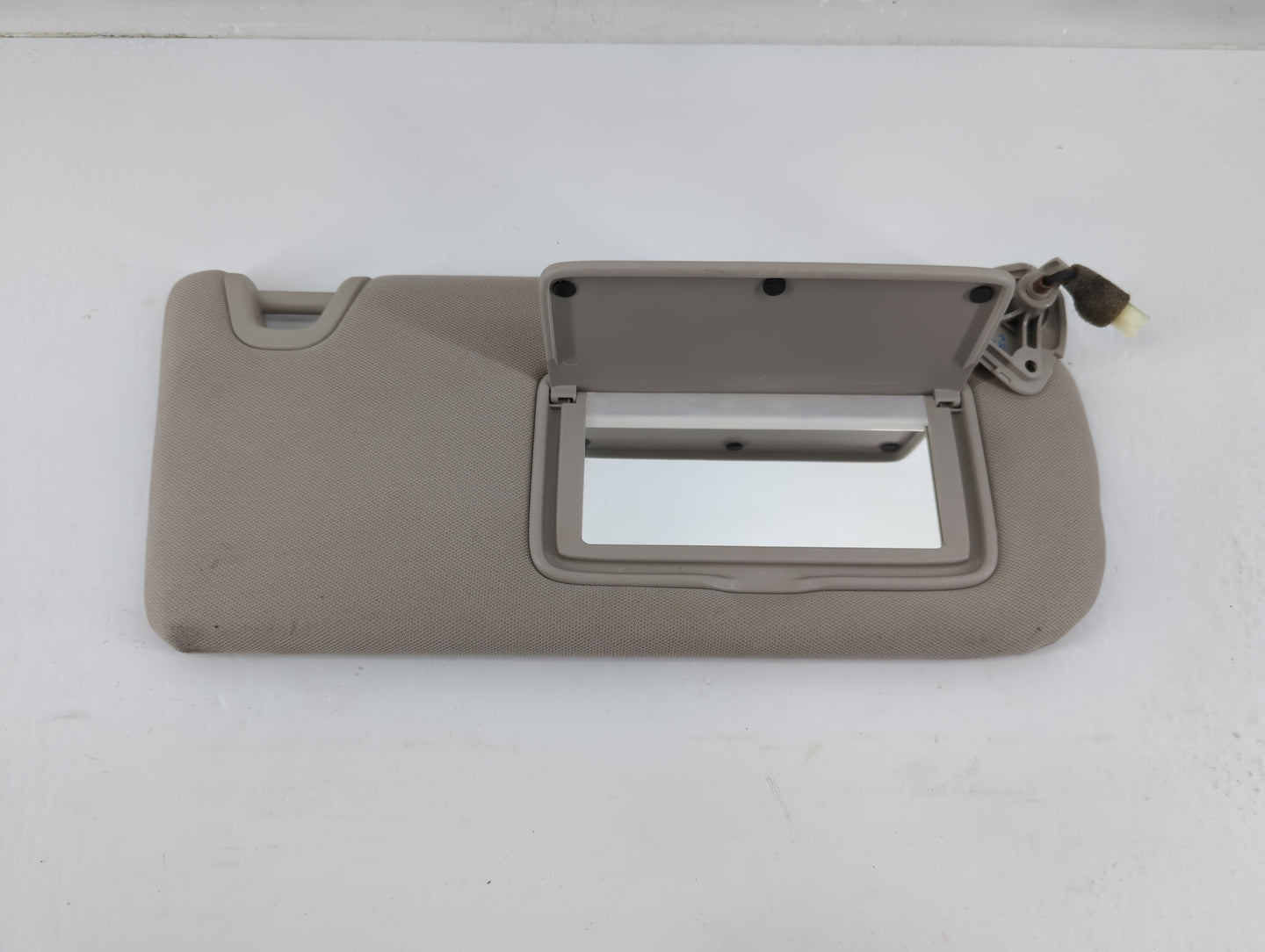 2021-2022 Nissan Altima Sun Visor Shade Replacement Passenger Right Mirror Fits Fits 2021 2022 OEM Used Auto Parts - Oemused
