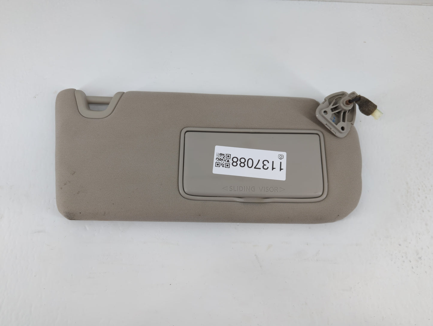 2021-2022 Nissan Altima Sun Visor Shade Replacement Passenger Right Mirror Fits Fits 2021 2022 OEM Used Auto Parts - Oemused