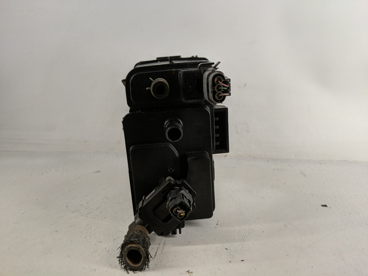 2021 Nissan Altima Fuel Vapor Charcoal Canister 1188096 - Oemusedautoparts1.com
