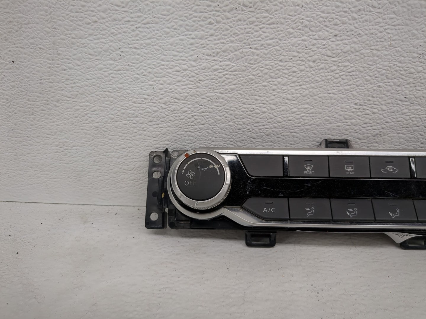 2019-2022 Nissan Altima Climate Control Module Temperature AC/Heater Replacement Fits Fits 2019 2020 2021 2022 OEM Used Auto