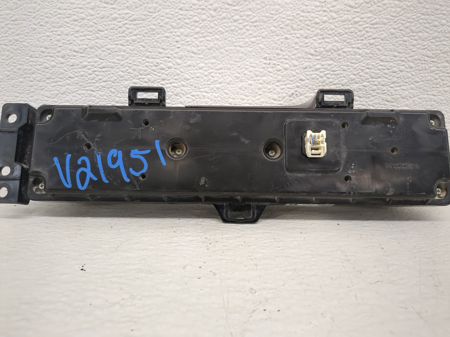 2019-2022 Nissan Altima Climate Control Module Temperature AC/Heater Replacement Fits Fits 2019 2020 2021 2022 OEM Used Auto