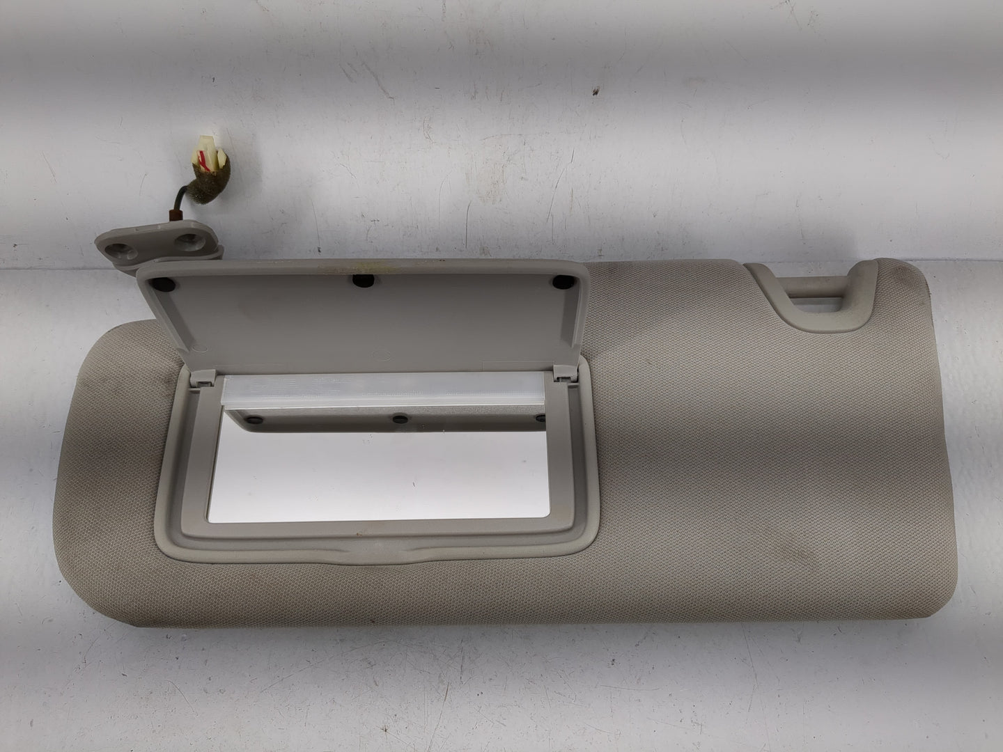 2021-2022 Nissan Altima Sun Visor Shade Replacement Passenger Right Mirror Fits Fits 2021 2022 OEM Used Auto Parts - Oemused