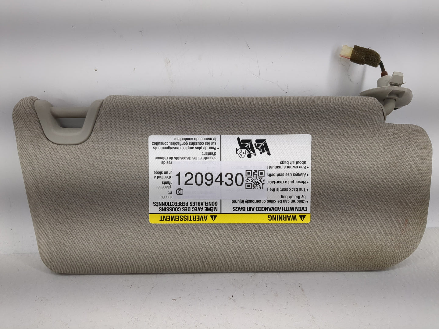 2021-2022 Nissan Altima Sun Visor Shade Replacement Passenger Right Mirror Fits Fits 2021 2022 OEM Used Auto Parts - Oemused