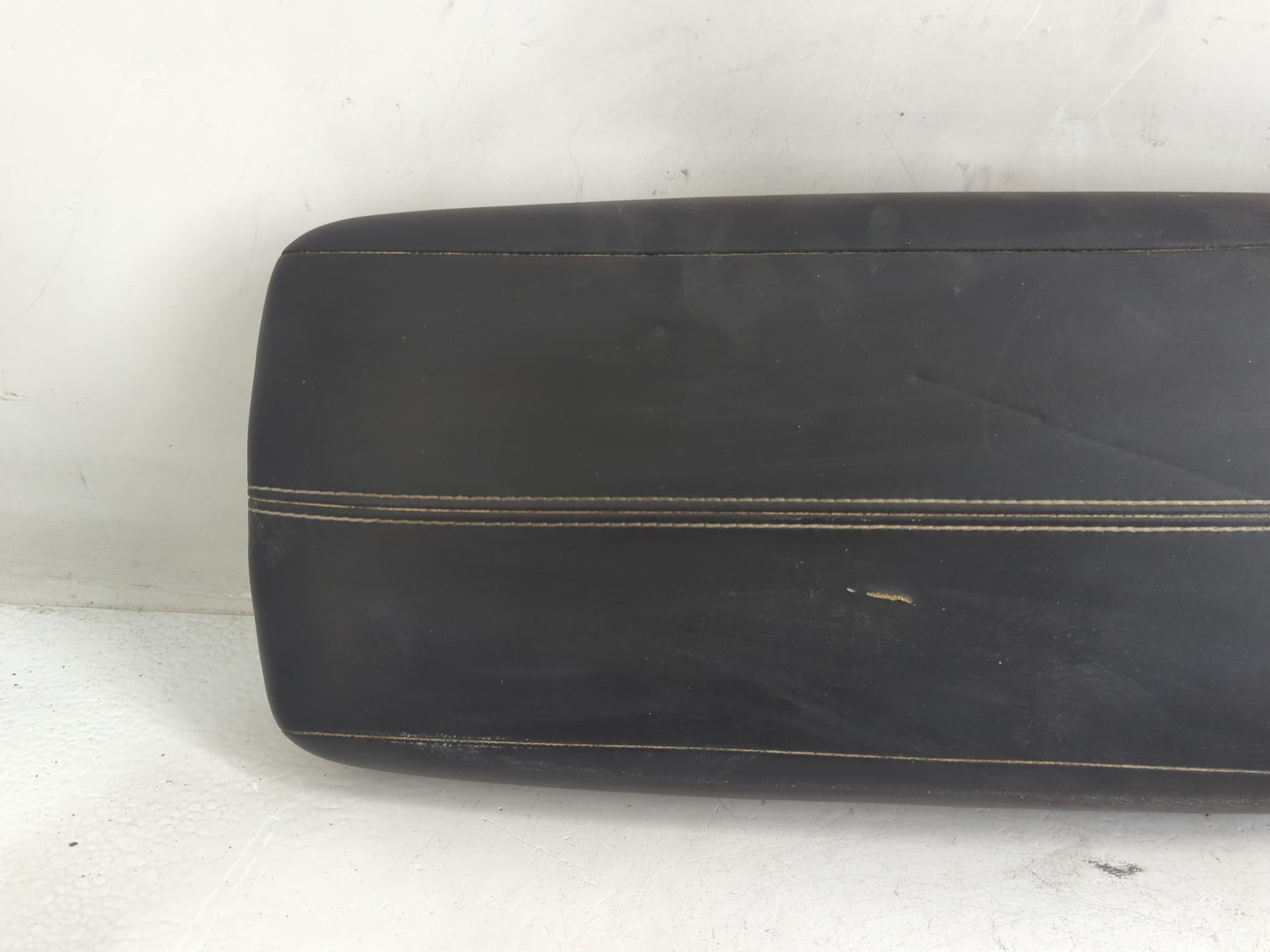 2021 Nissan Altima Center Console Armrest Cover Lid Fits OEM Used Auto Parts - Oemusedautoparts1.com