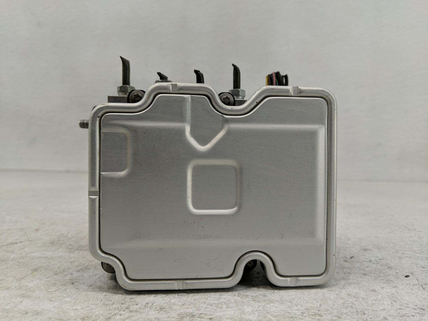 2021-2022 Nissan Altima ABS Pump Control Module Replacement P/N:3330A20025 0265956924 Fits Fits 2021 2022 OEM Used Auto Part