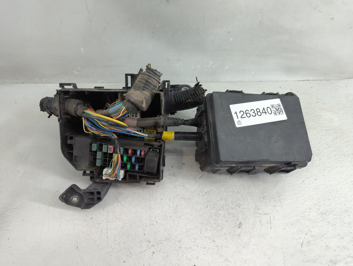 2021 Nissan Altima Fusebox Fuse Box Panel Relay Module P/N:6CA0A Fits Fits 2008 2009 2010 2011 OEM Used Auto Parts - Oemused