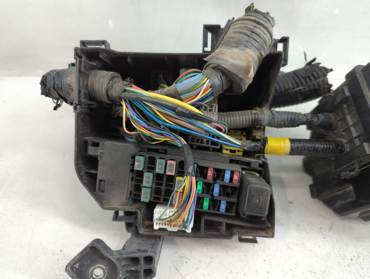 2021 Nissan Altima Fusebox Fuse Box Panel Relay Module P/N:6CA0A Fits Fits 2008 2009 2010 2011 OEM Used Auto Parts - Oemused