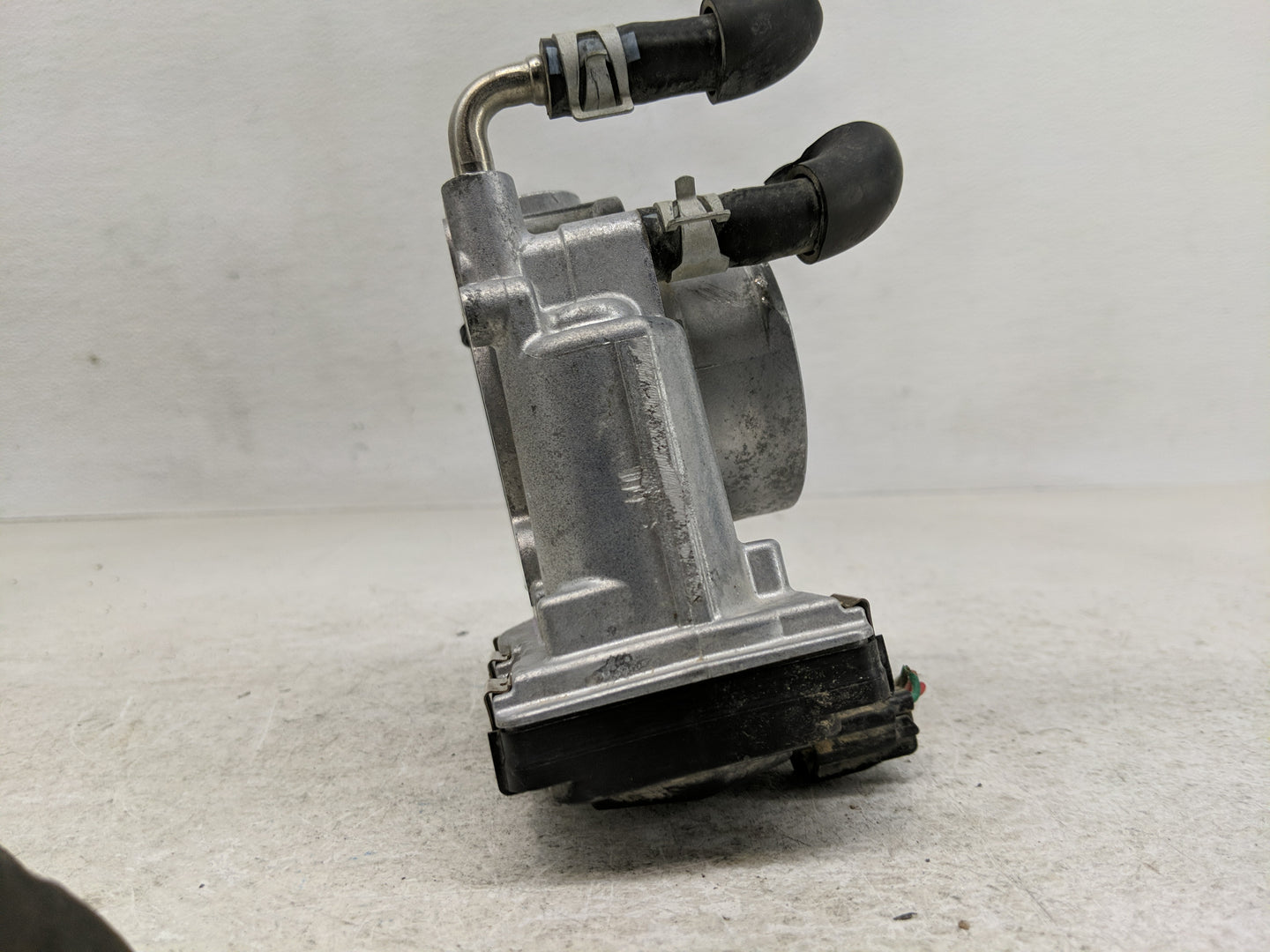 2019-2022 Nissan Altima Throttle Body Fits Fits 2019 2020 2021 2022 OEM Used Auto Parts - Oemusedautoparts1.com