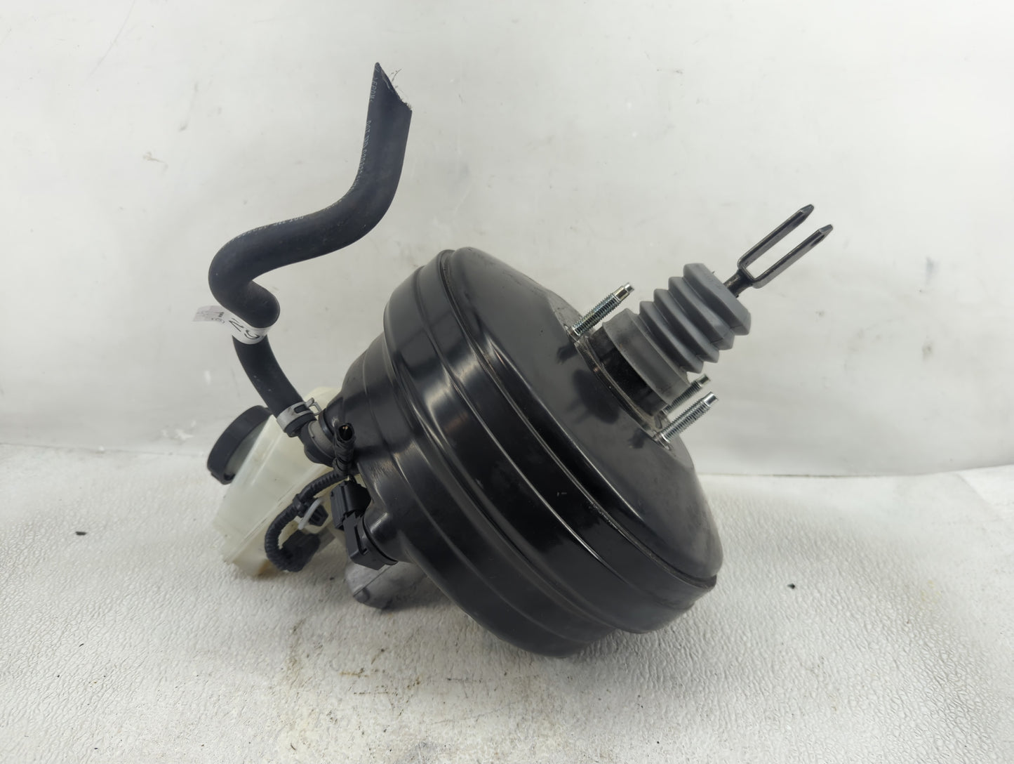 2019-2022 Nissan Altima Brake Master Cylinder 1290482 - Oemusedautoparts1.com