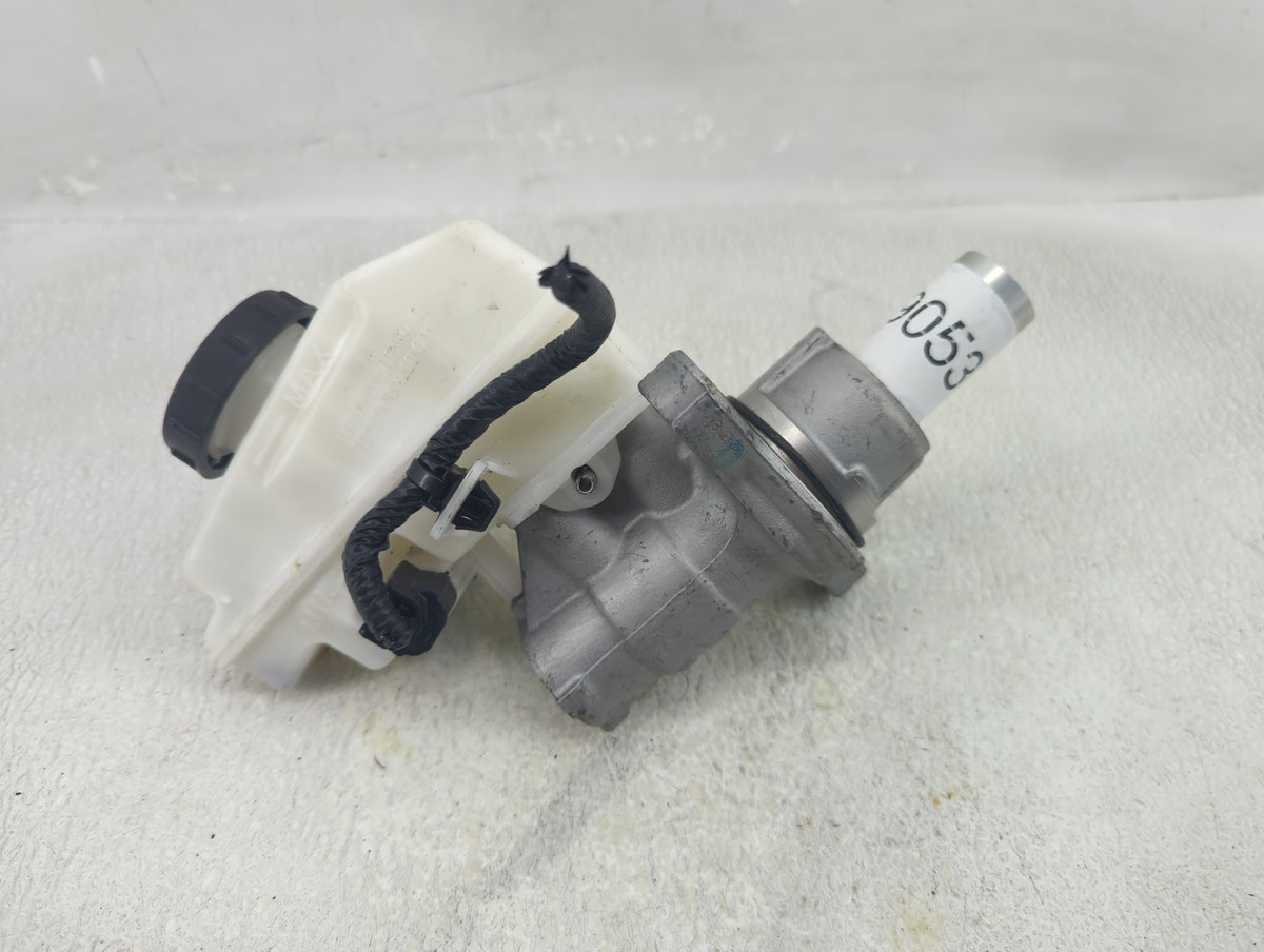 2019-2022 Nissan Altima Brake Master Cylinder 1290531 - Oemusedautoparts1.com