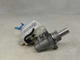 compare product 2019-2022 Nissan Altima Brake Master Cylinder 1300399