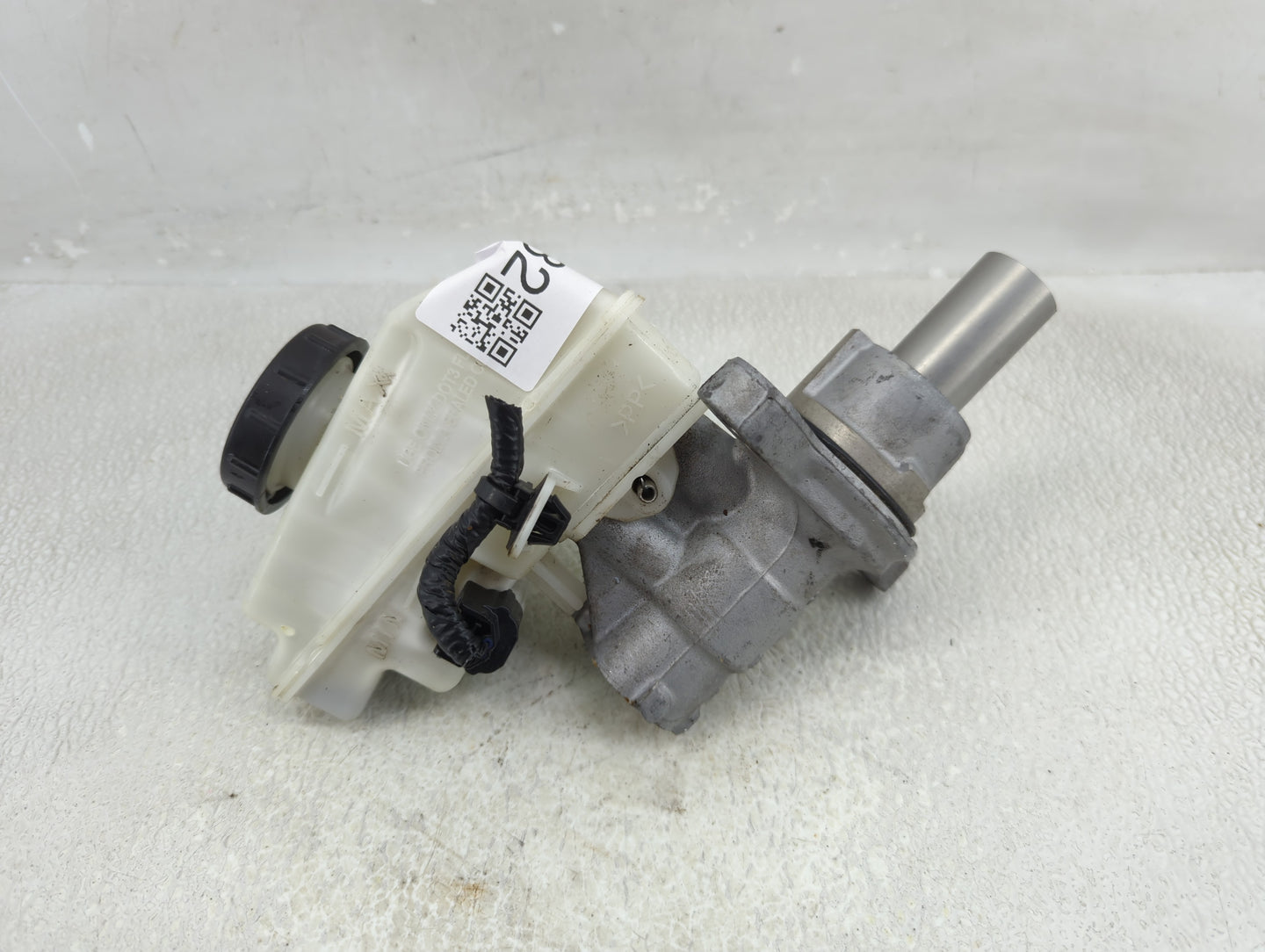 2019-2022 Nissan Altima Brake Master Cylinder - Oemusedautoparts1.com