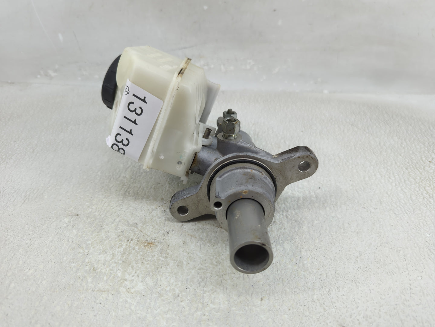 2019-2022 Nissan Altima Brake Master Cylinder - Oemusedautoparts1.com