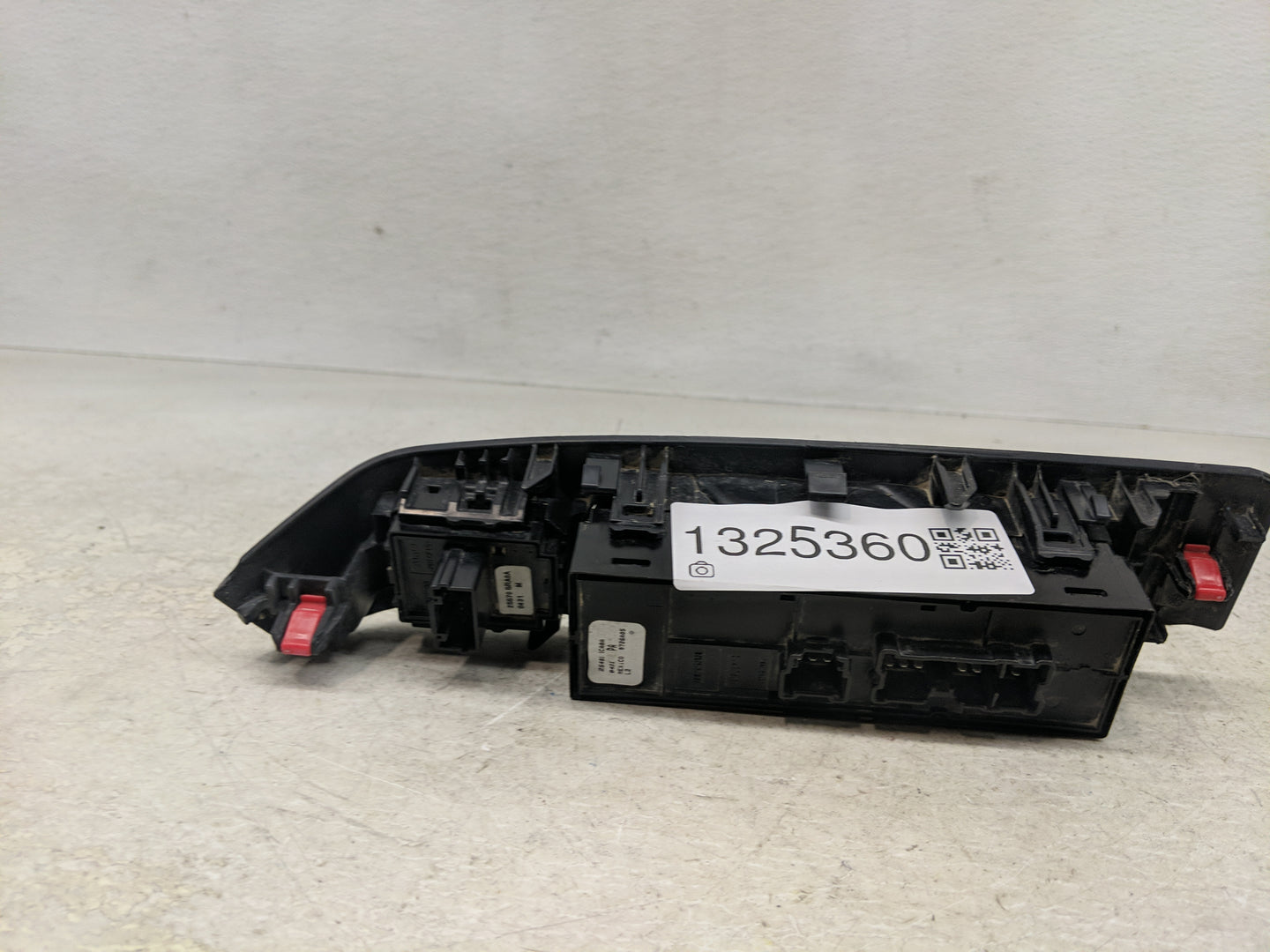 2021 Nissan Altima Master Power Window Switch Replacement Driver Side Left P/N:25570 5RA0A Fits OEM Used Auto Parts - Oemuse