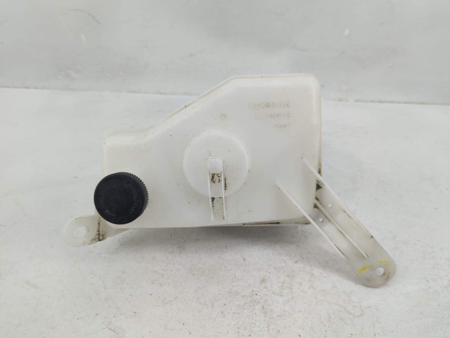 2019-2022 Nissan Altima Radiator Coolant Overflow Expansion Tank Bottle - Oemusedautoparts1.com