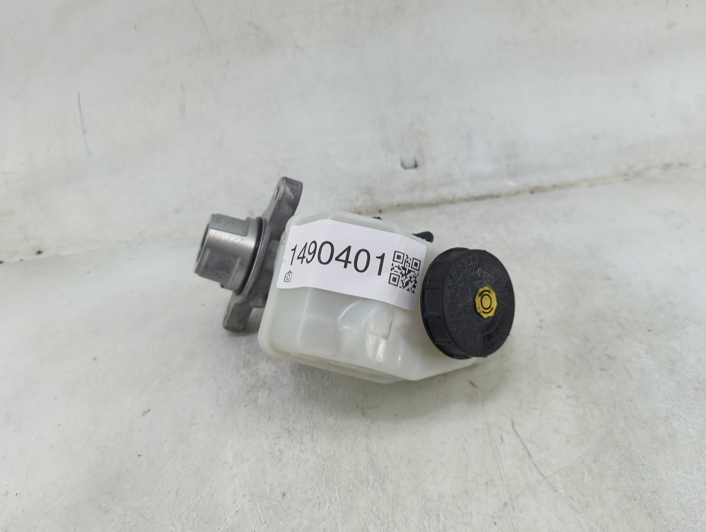 2019-2022 Nissan Altima Brake Master Cylinder 1490401 - Oemusedautoparts1.com
