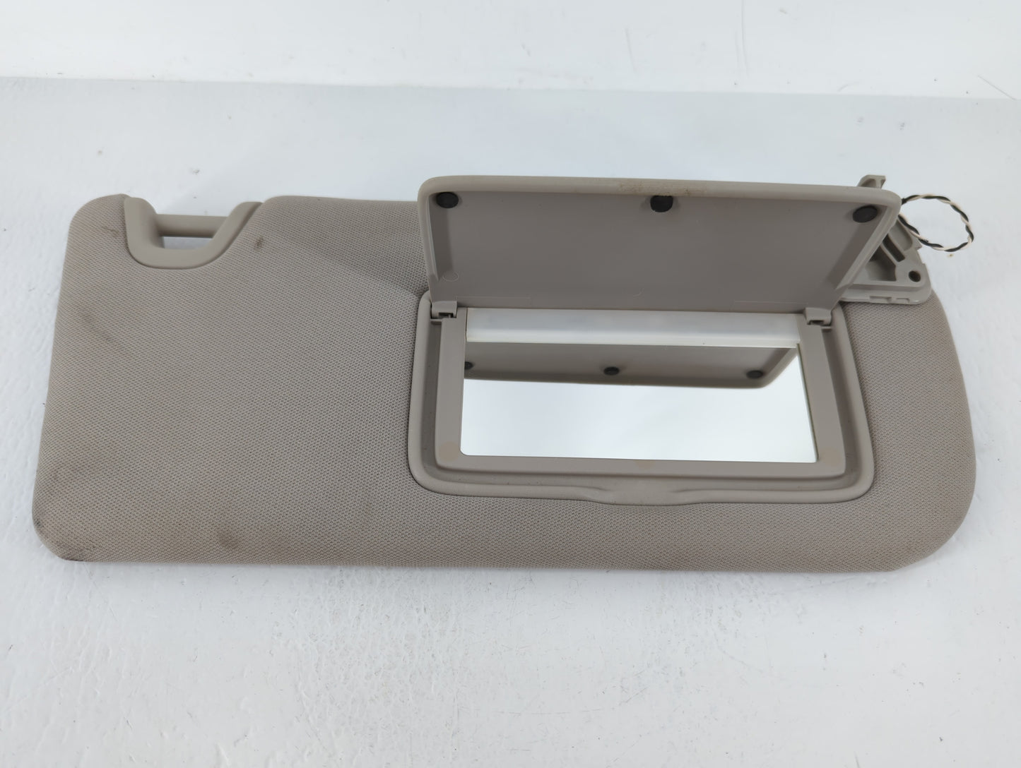 2021-2022 Nissan Altima Sun Visor Shade Replacement Passenger Right Mirror Fits Fits 2021 2022 OEM Used Auto Parts - Oemused