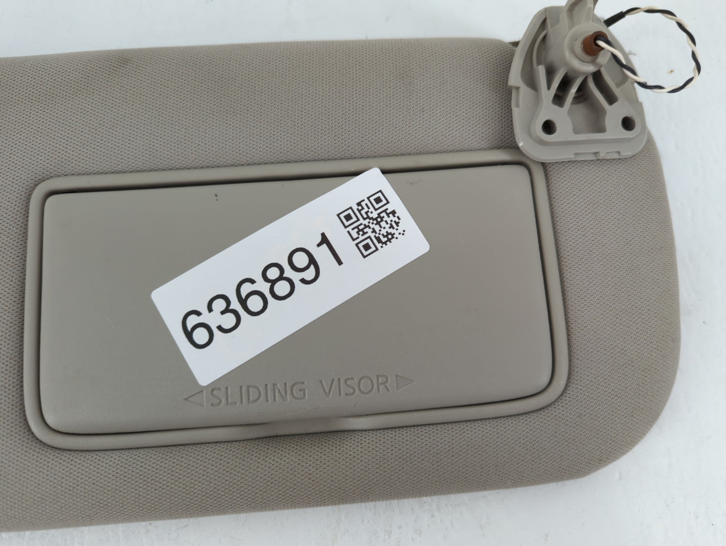 2021-2022 Nissan Altima Sun Visor Shade Replacement Passenger Right Mirror Fits Fits 2021 2022 OEM Used Auto Parts - Oemused