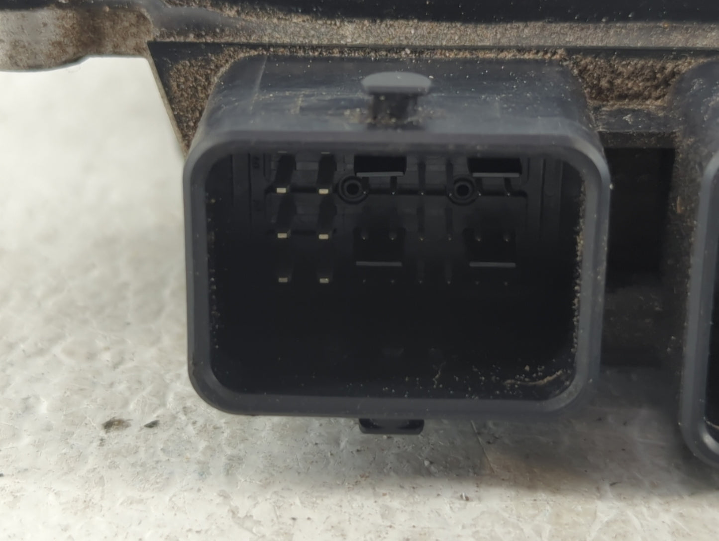 2019-2022 Nissan Altima PCM Engine Control Computer ECU ECM PCU OEM P/N:609513 NEC040-670 Fits Fits 2019 2020 2021 2022 OEM 