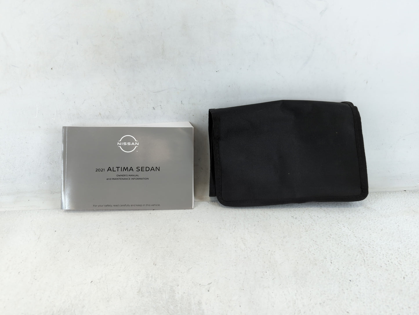 2021 Nissan Altima Owners Manual Book Guide P/N:OM21EA 0L34U1 OEM Used Auto Parts - Oemusedautoparts1.com