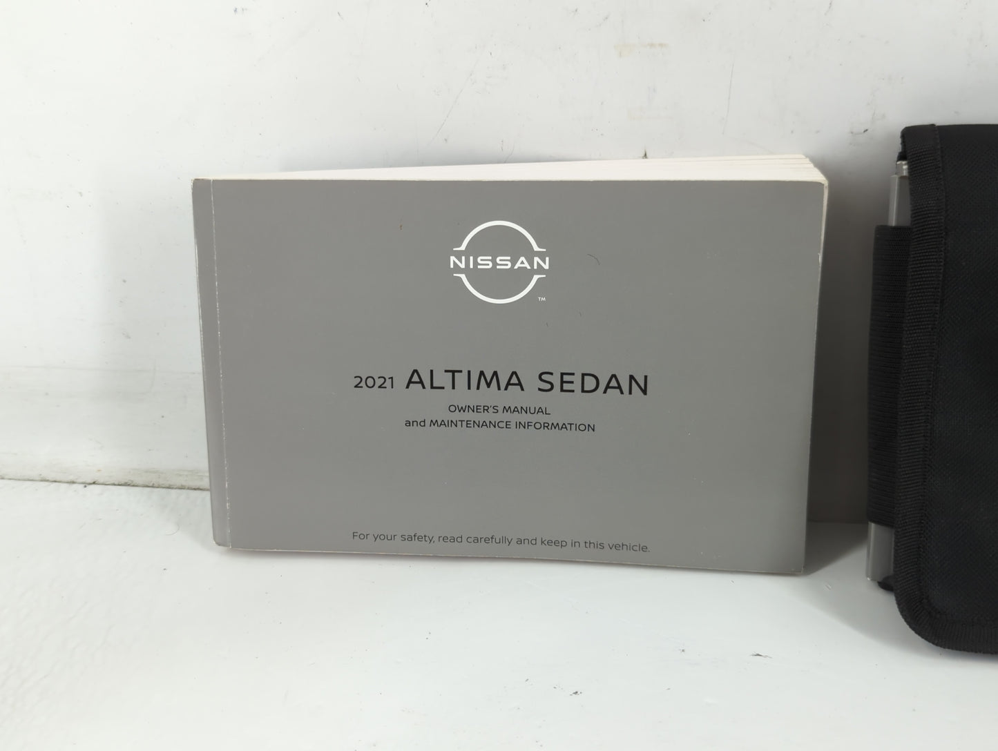 2021 Nissan Altima Owners Manual Book Guide P/N:0M21EA 0L34U1 OEM Used Auto Parts - Oemusedautoparts1.com