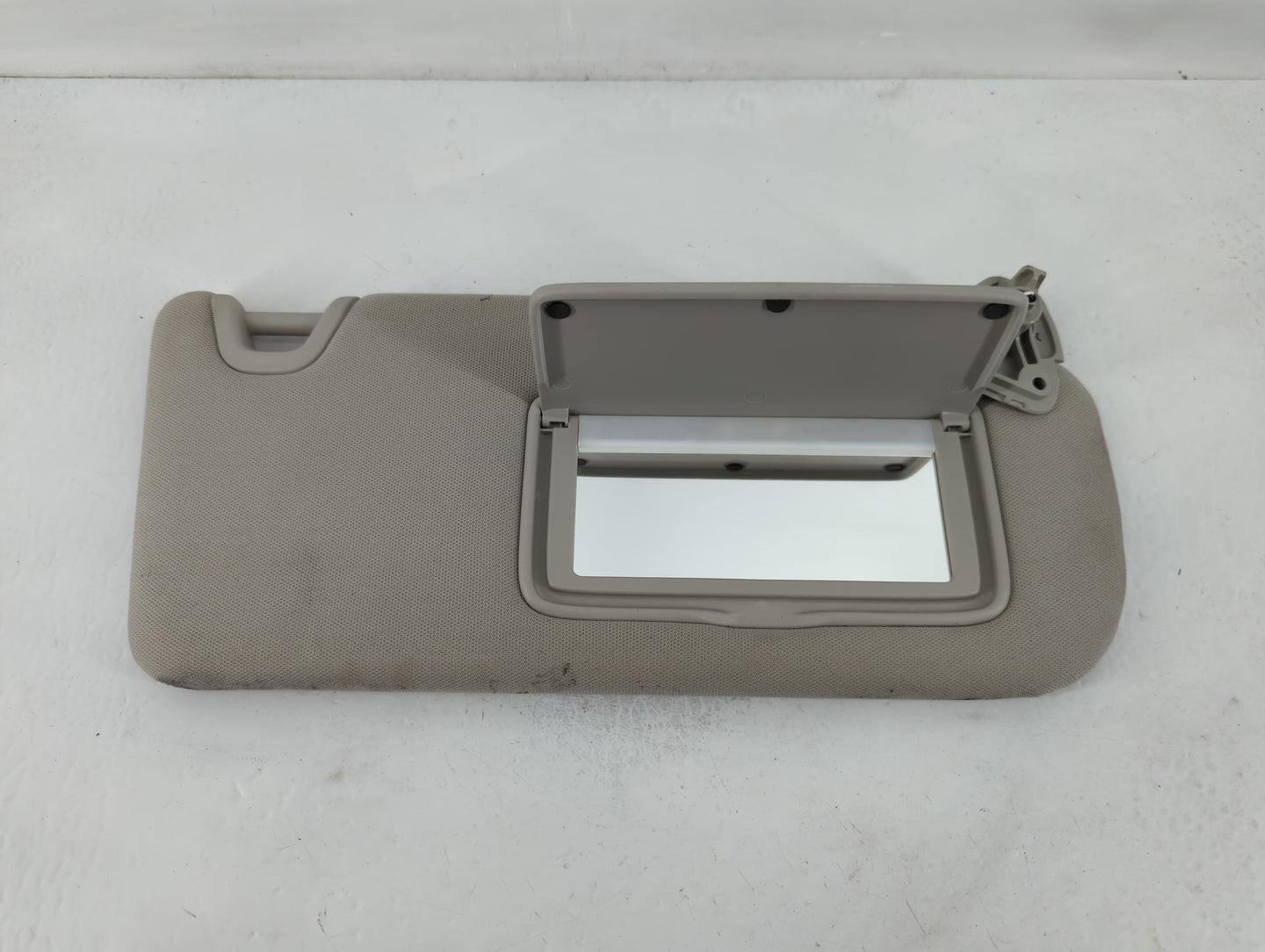 2021-2022 Nissan Altima Sun Visor Shade Replacement Passenger Right Mirror Fits Fits 2021 2022 OEM Used Auto Parts - Oemused