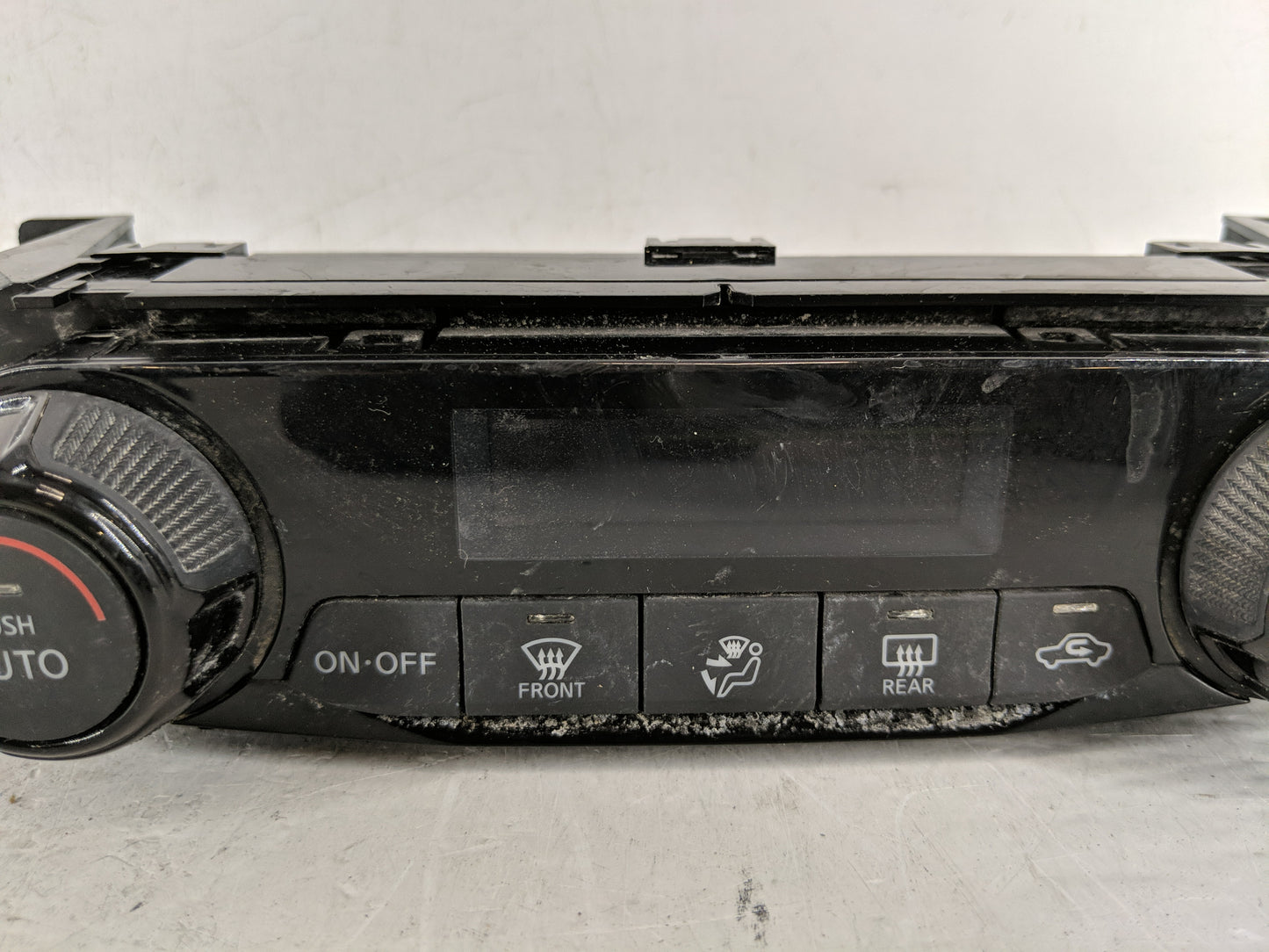 2018-2021 Nissan Kicks Climate Control Module Temperature AC/Heater Replacement P/N:275005R00A Fits Fits 2018 2019 2020 2021