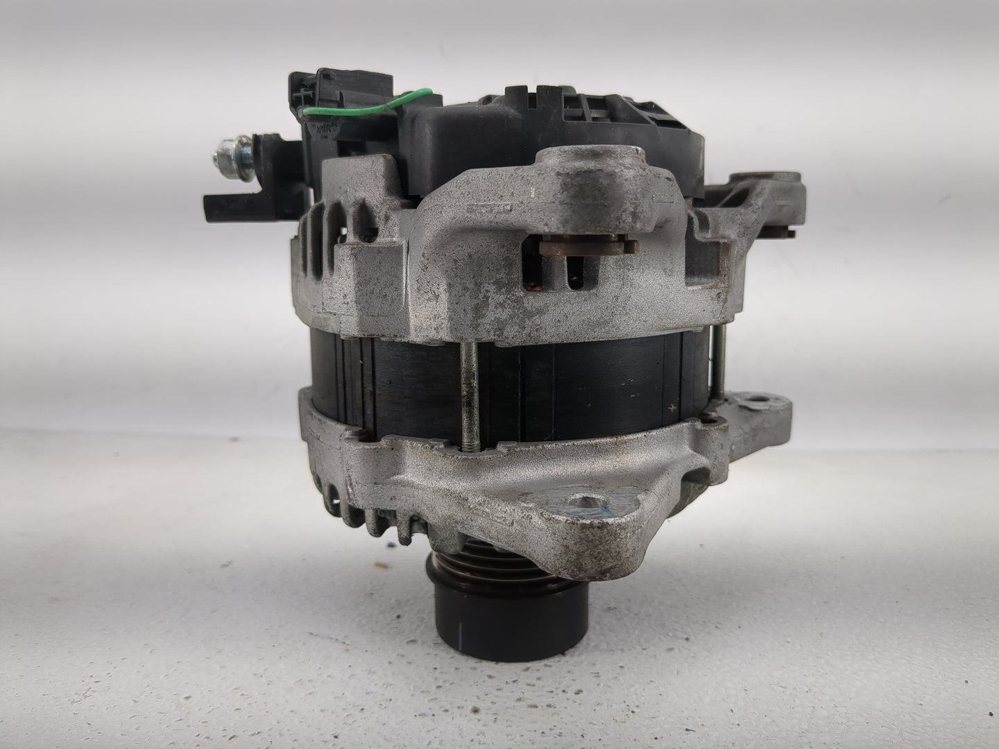 2020-2021 Nissan Kicks Alternator Replacement Generator Charging Assembly Engine OEM P/N:A5TE0382ZX 23100 5RA2B Fits OEM Use