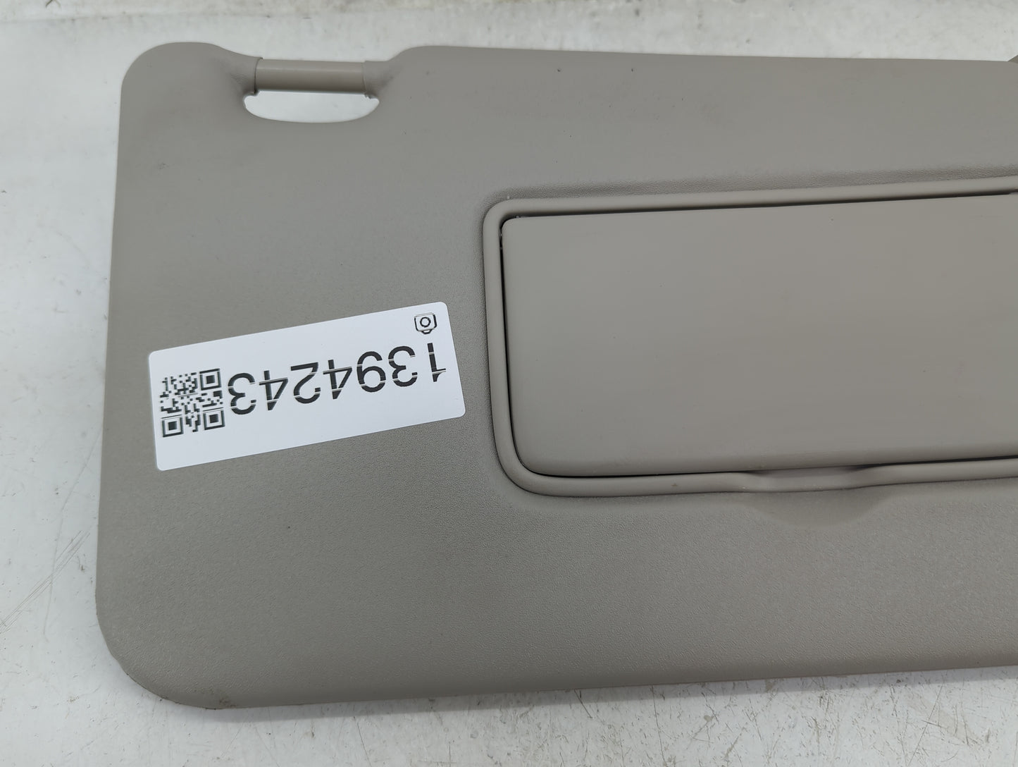 2018-2021 Nissan Kicks Sun Visor Shade Replacement Passenger Right Mirror Fits Fits 2018 2019 2020 2021 OEM Used Auto Parts 
