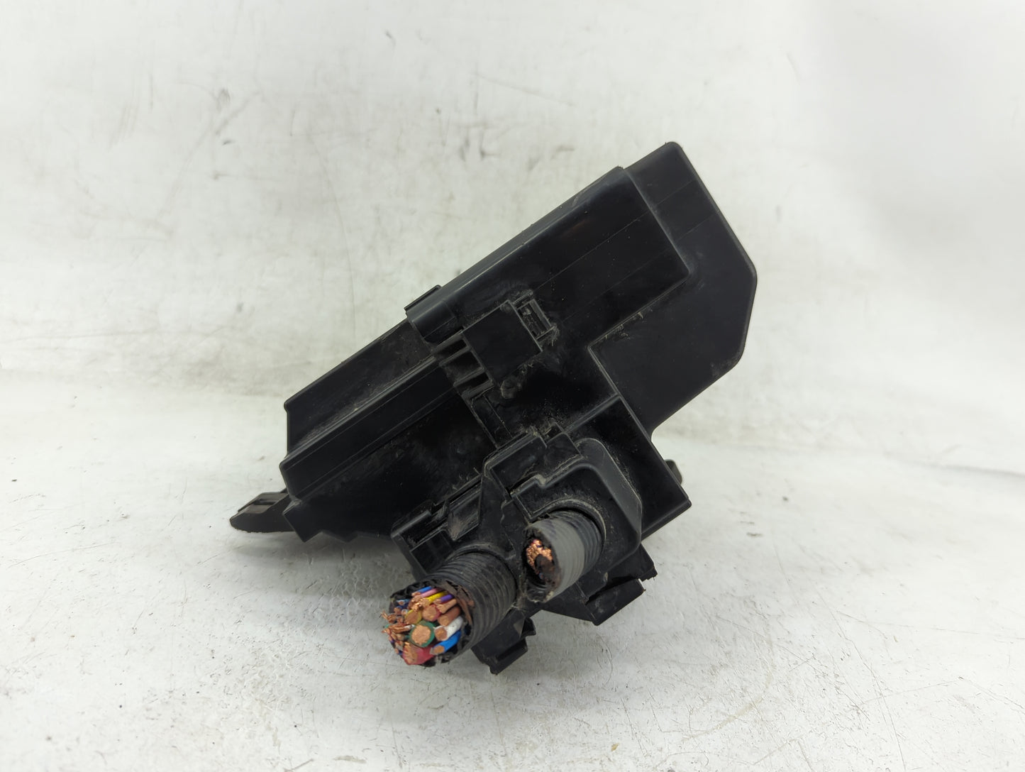 2018-2021 Nissan Kicks Fusebox Fuse Box Panel Relay Module P/N:284B7 6CA3A Fits Fits 2018 2019 2020 2021 OEM Used Auto Parts