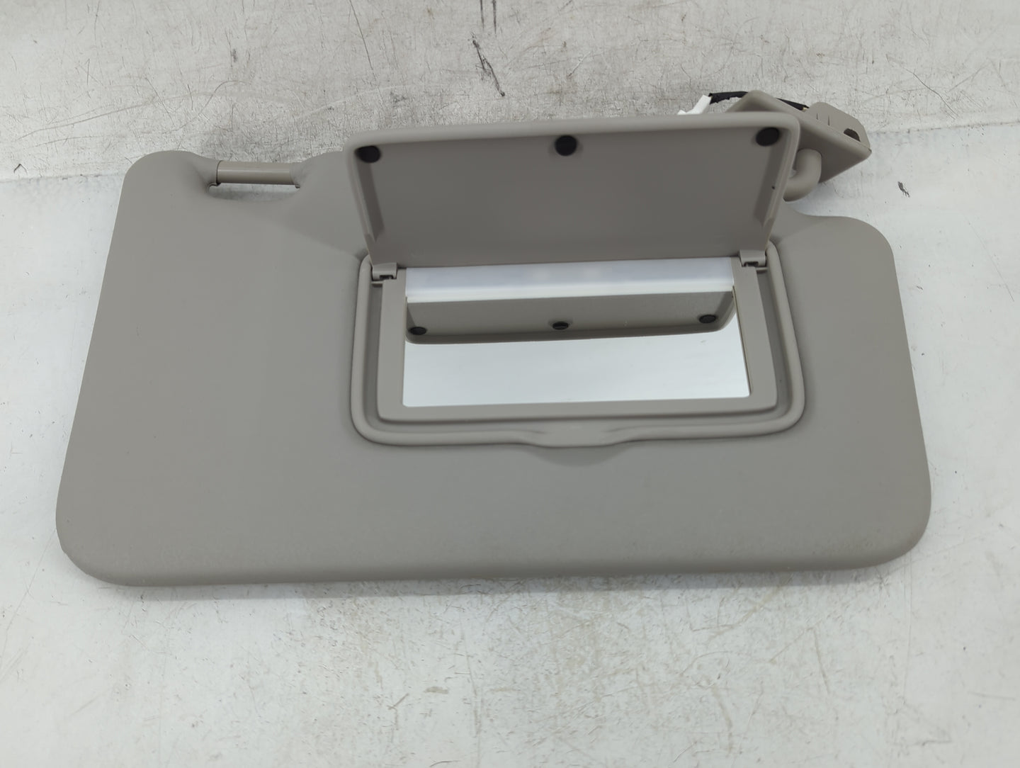 2018-2021 Nissan Kicks Sun Visor Shade Replacement Passenger Right Mirror Fits Fits 2018 2019 2020 2021 OEM Used Auto Parts 