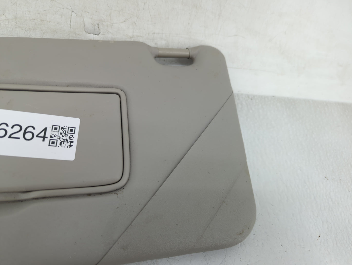 2018-2021 Nissan Kicks Sun Visor Shade Replacement Passenger Right Mirror Fits Fits 2018 2019 2020 2021 OEM Used Auto Parts 